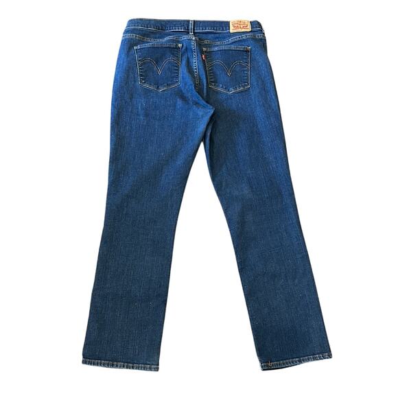 Levi's Women's Classic Straight Fit Jeans Dark Wash Size 12 - Picture 3 of 8